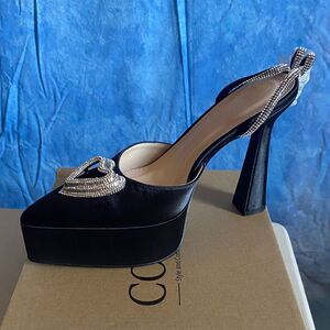 Elegant Black Platform Heels with Rhinestone Detail sz 9.5, SL3-136s001